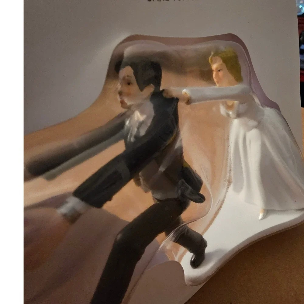 Simplicity Save the Date Funny Runaway Groom Wedding Cake Topper NEW